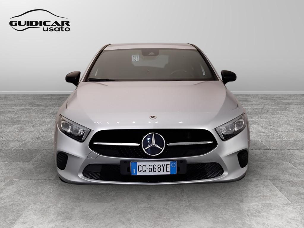 Mercedes-Benz Classe A - W177 2018 - A 180 d Sport auto