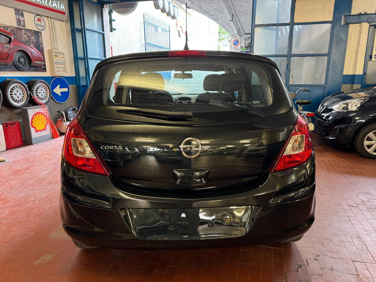 Opel Corsa 1.2 5 porte Elective