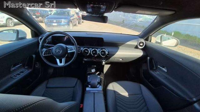 MERCEDES-BENZ A 250 e eq-power Business Extra auto - GL987HY