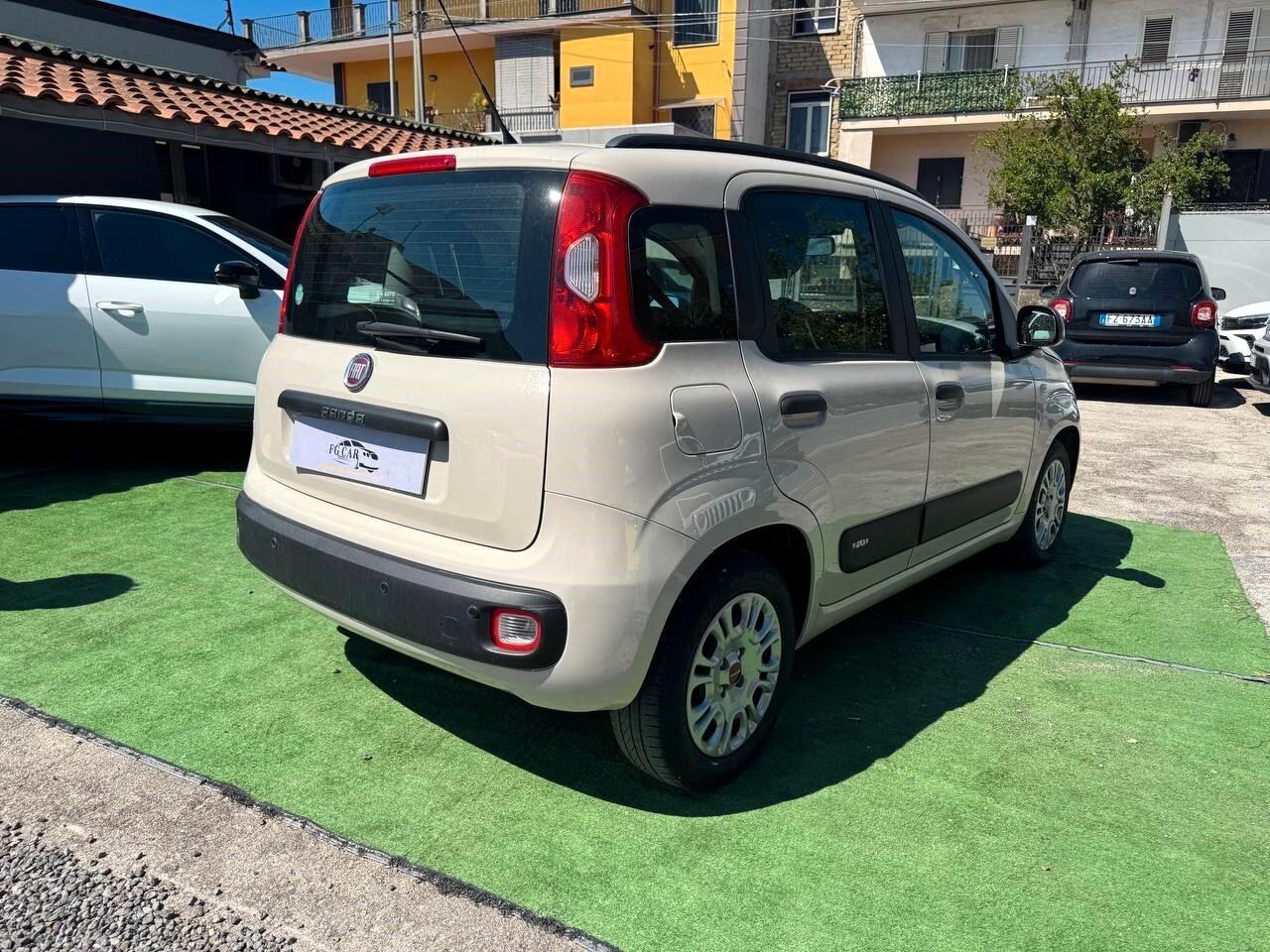 Fiat Panda 1.2 Lounge 04/2012 35000 KM
