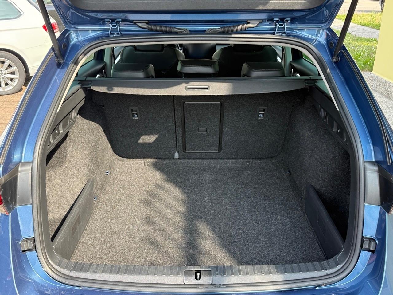 Skoda Octavia 2.0d DSG Style KEYLESS/UNIPRO/STORICO/GARANZIA