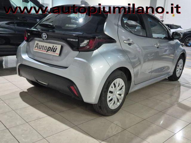 TOYOTA Yaris 1.5 Hybrid 5 porte Business