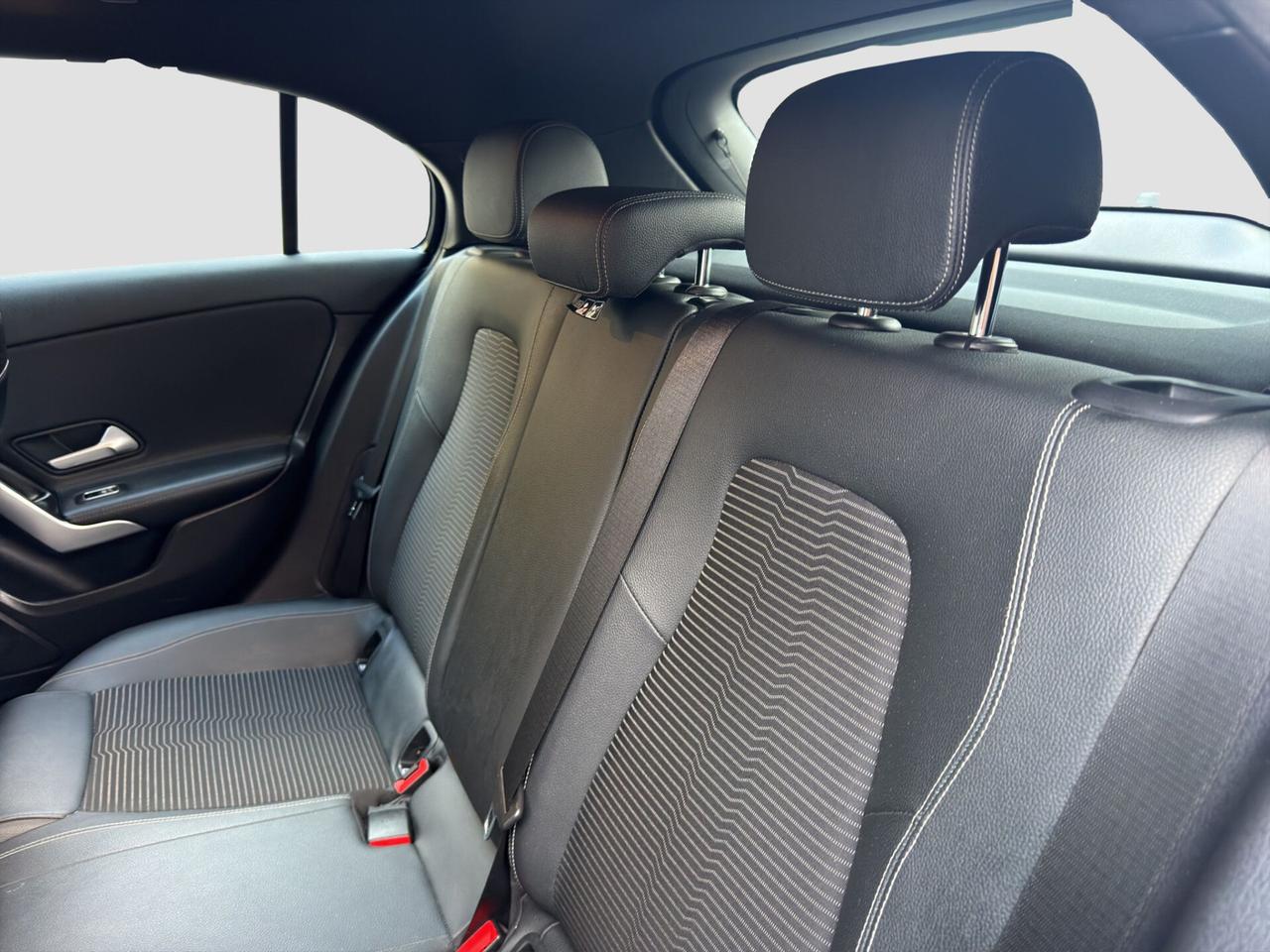 Mercedes-benz A 180 d 2.0 116cv Sport automatica 2021