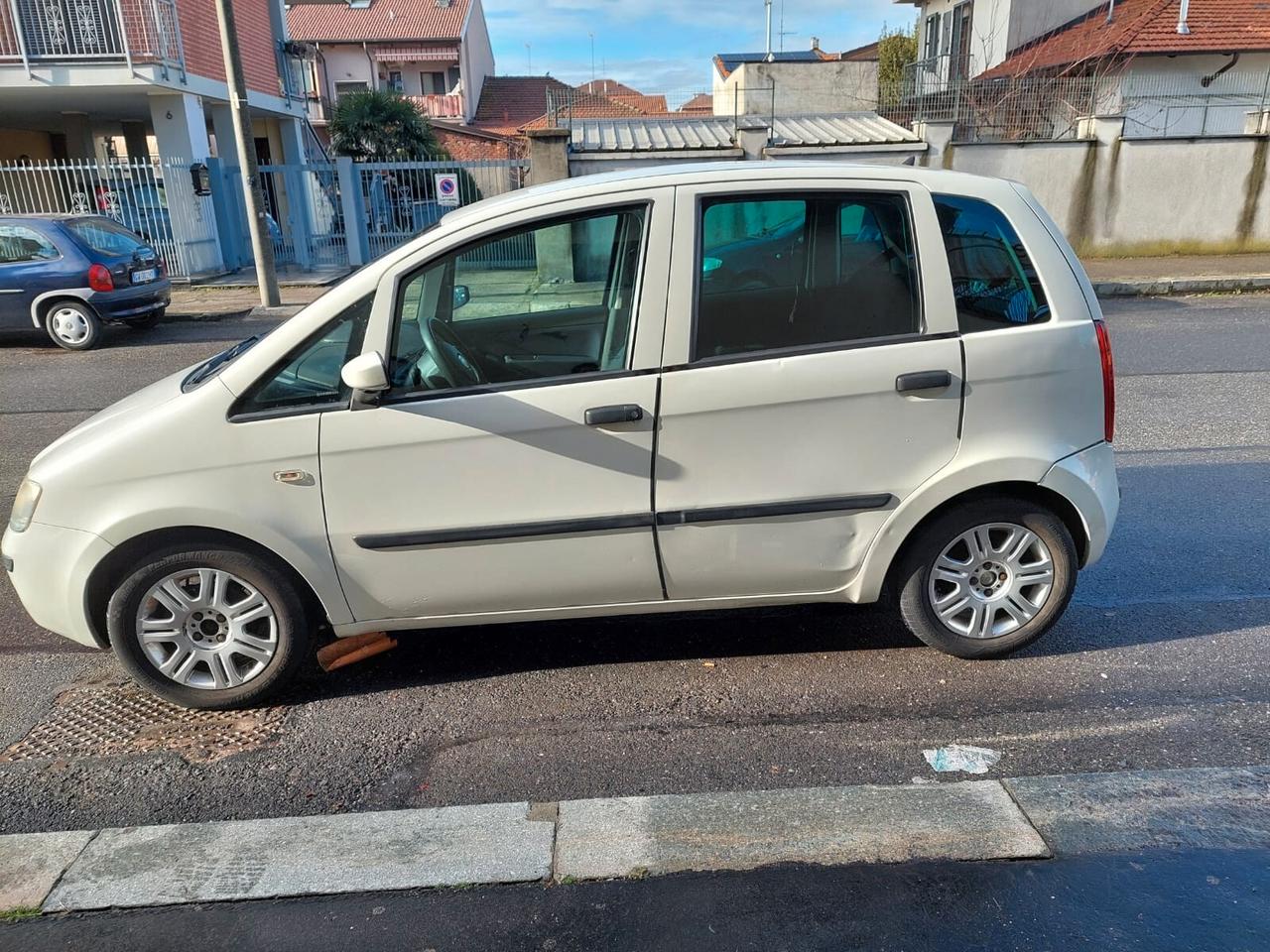Fiat Idea 1.4 16V Active