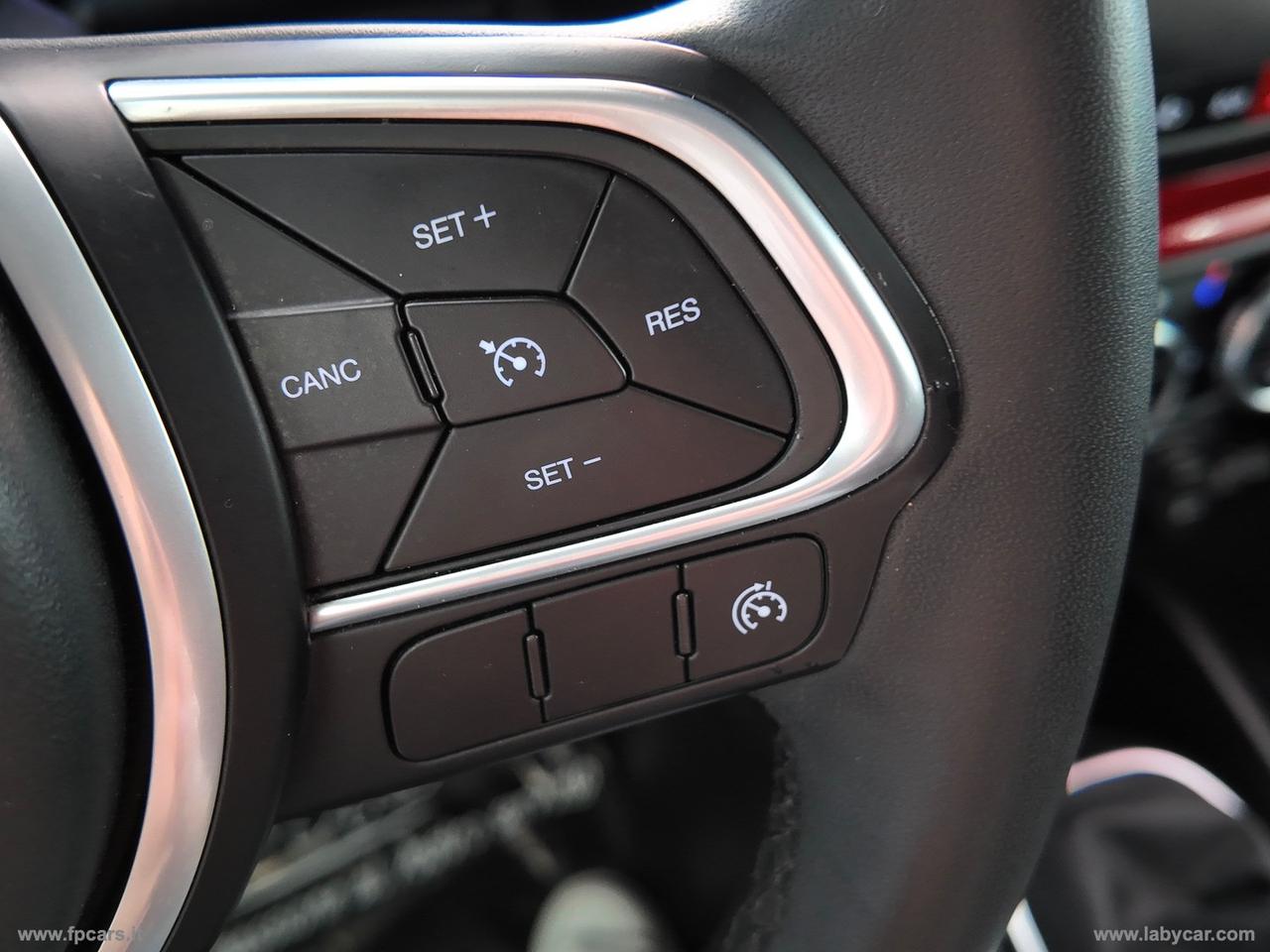 FIAT 500L 1.6 MJT 120 CV Cross