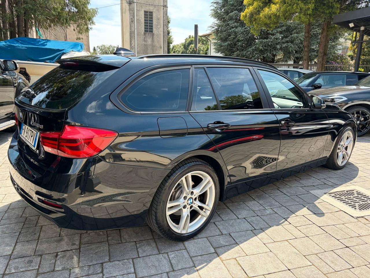 Bmw 318 318d Touring Business Advantage aut.
