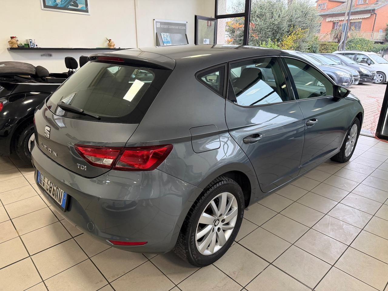 Seat Leon 1.6 TDI 90 CV 5p ok neopatentati
