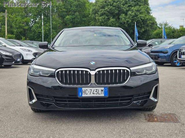 BMW 520 Serie 5 G30 2020 Berlina 520d mhev 48V Luxury auto