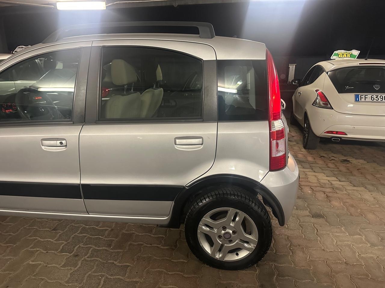 Fiat PANDA 1.2 METANO 2009 - CLIMBING