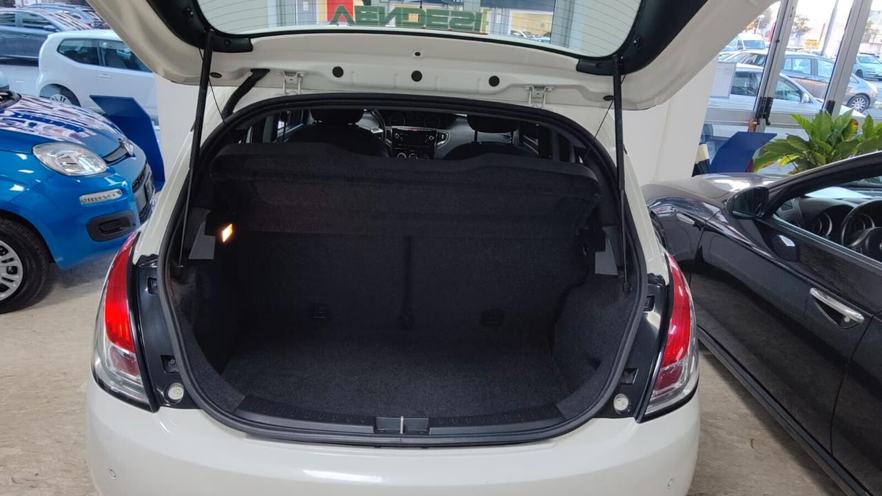 Lancia Ypsilon 0.9 TwinAir 85 CV 5 Porte Metano Ecochic Gold