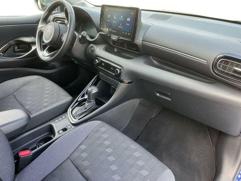 Toyota Yaris Hybrid Trend MY24