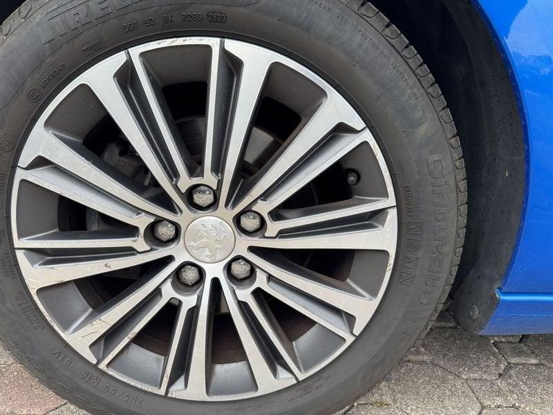 Peugeot 308 BlueHDi 130 S&S Allure