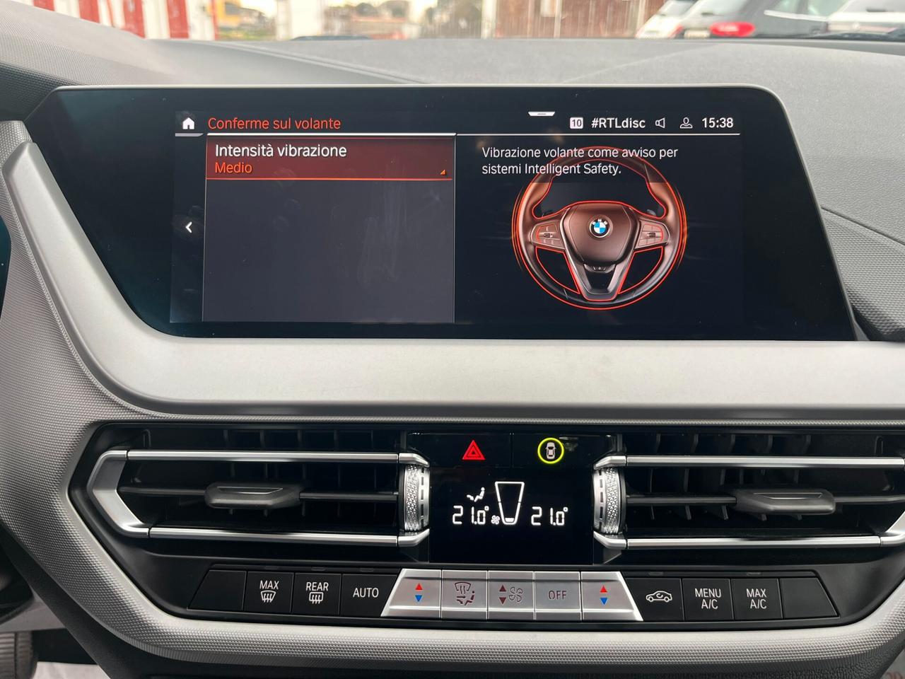 Bmw 118 118d 5p. Business Advantage