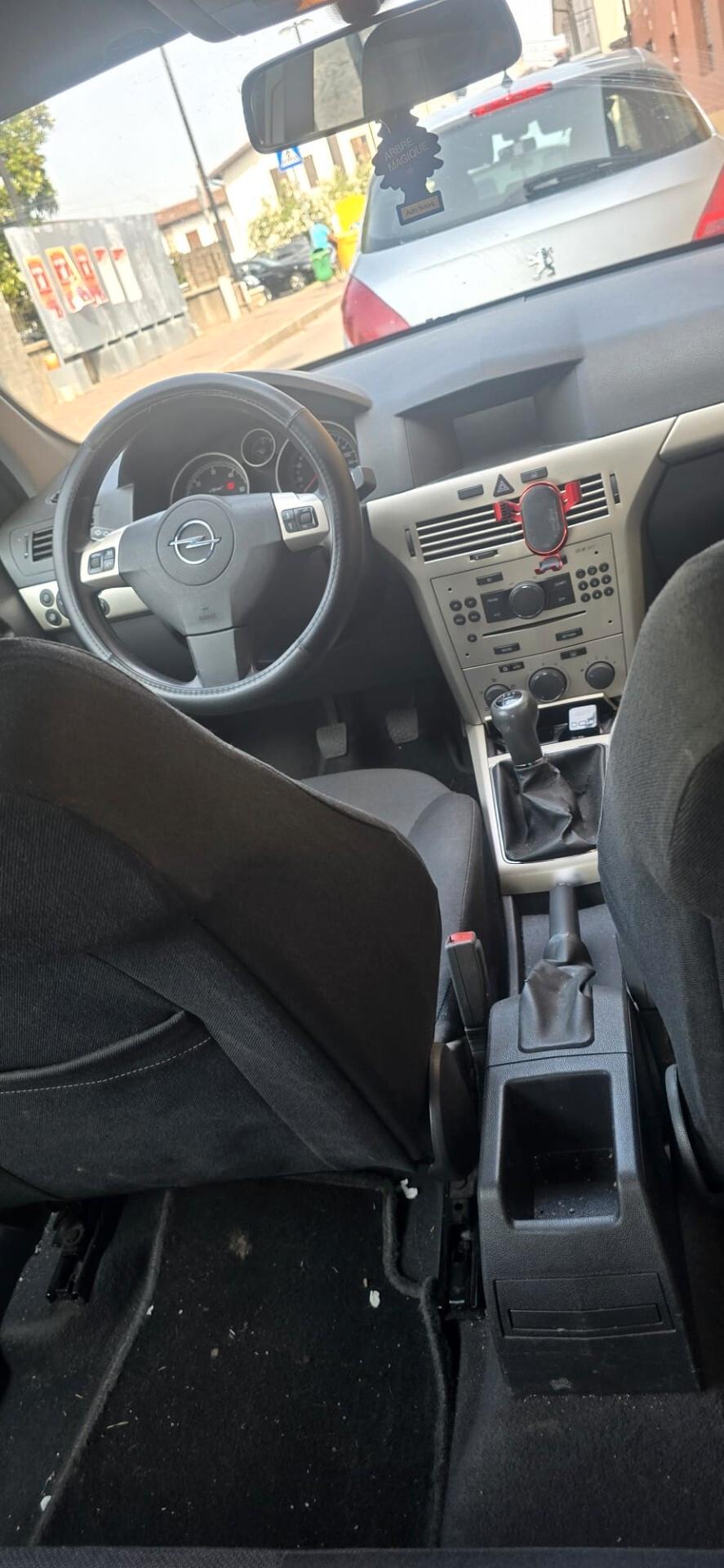 Opel Astra 1.7CDTI OK NEOPATENTATI