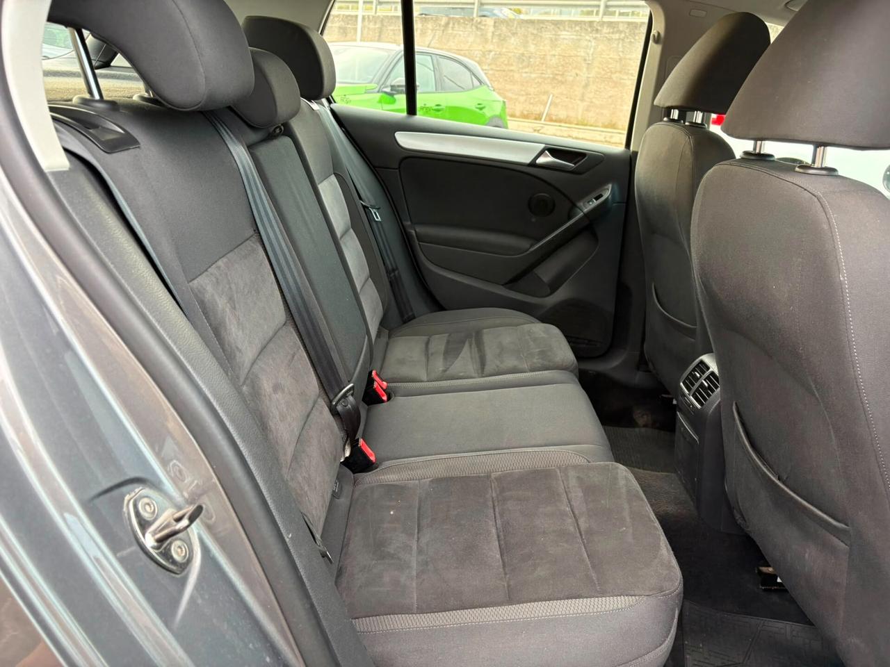 Volkswagen Golf 1.6 TDI DPF 5p. Highline