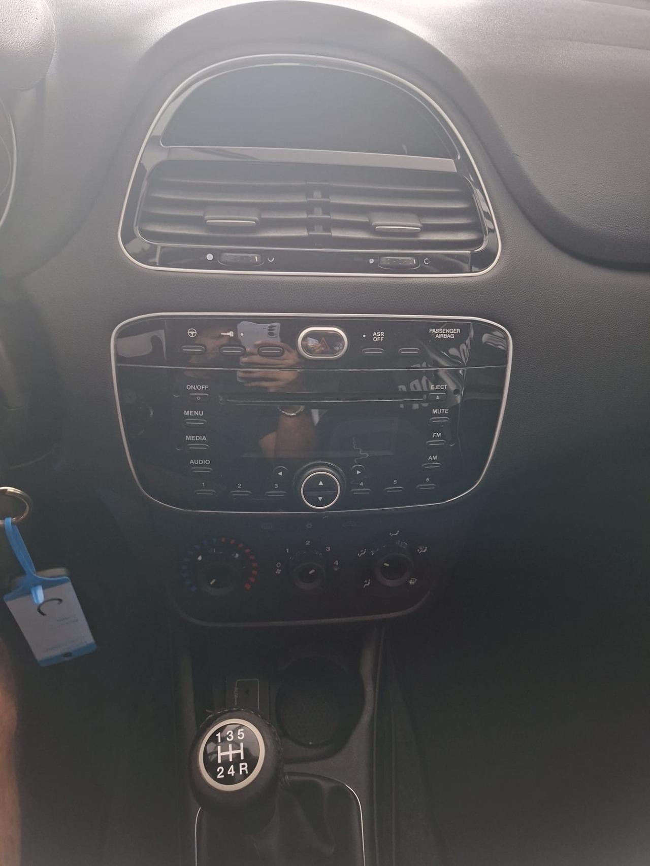 Fiat Punto 1.3 MJT II 75 CV 5 porte Lounge garantita 12 mesi