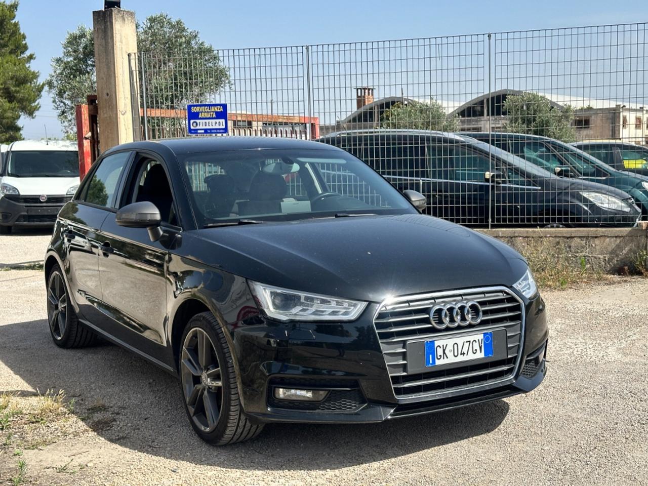 Audi A1 1.4 TDI ultra Sport-2015 MATRIX/NAVI