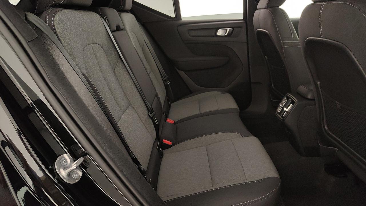 VOLVO XC40 2.0 b3 Core auto