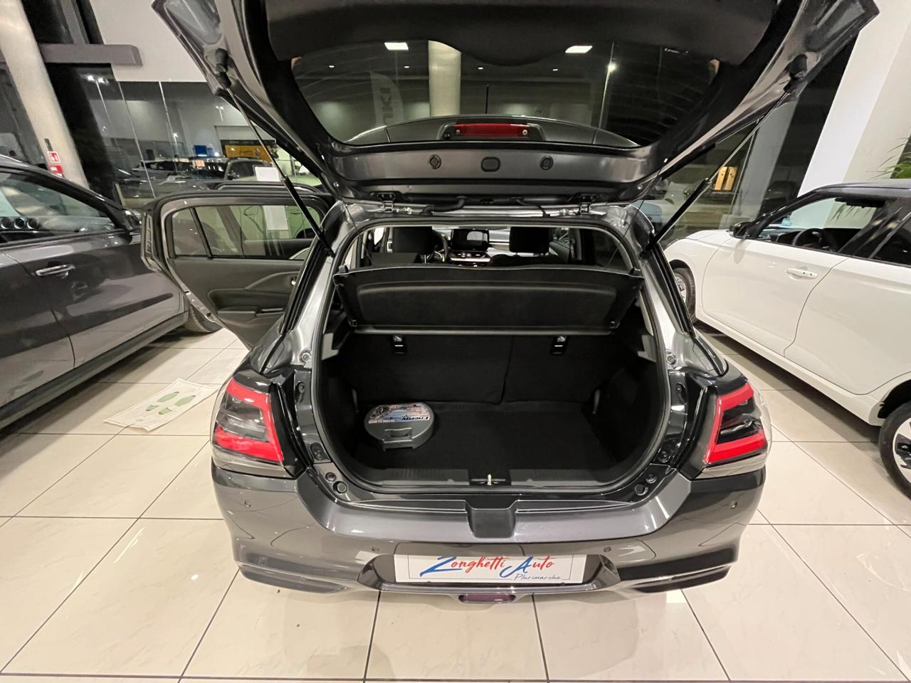 SUZUKI SWIFT 1.2 HYBRID TOP 2WD