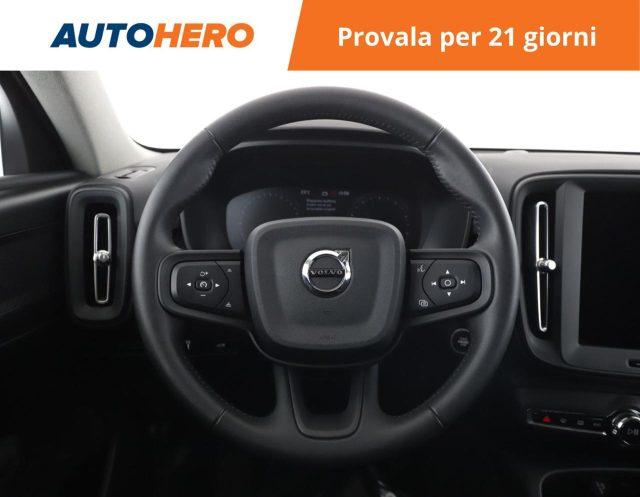 VOLVO XC40 T2 Geartronic Momentum Core