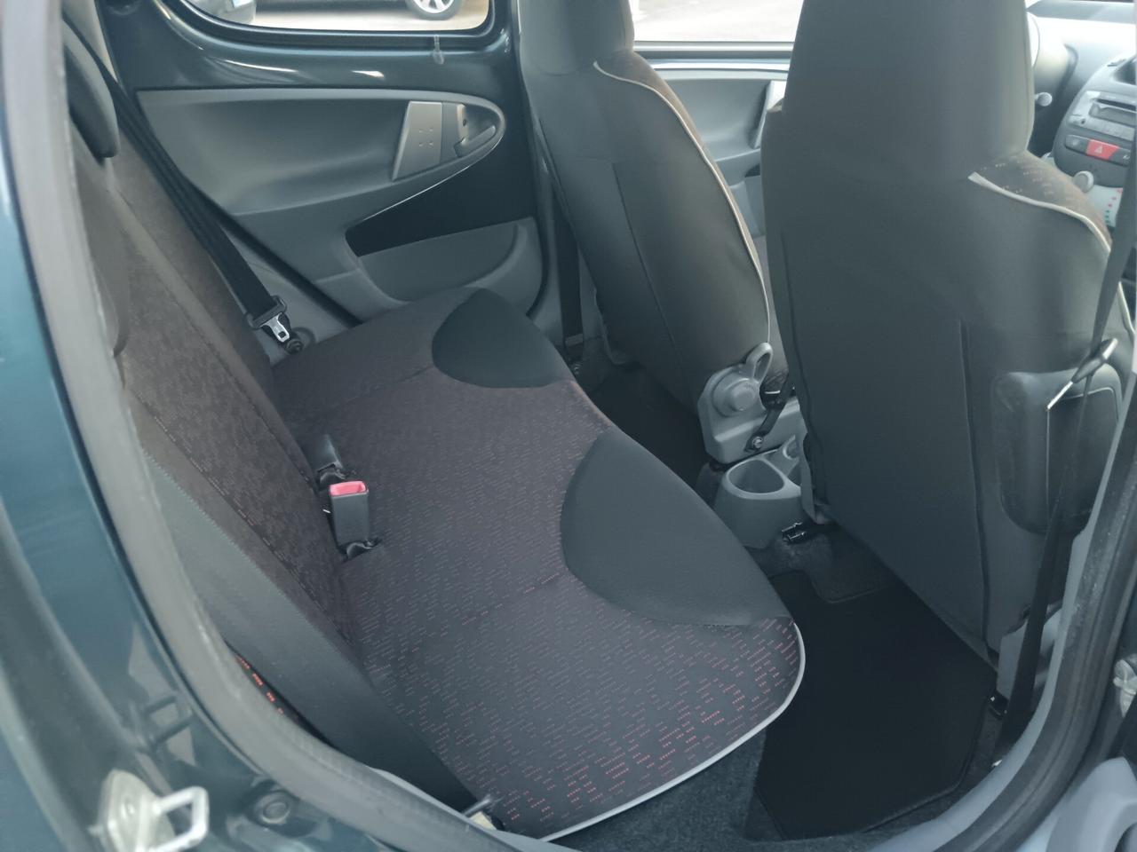 Toyota Aygo 1.0 12V VVT-i 5 porte