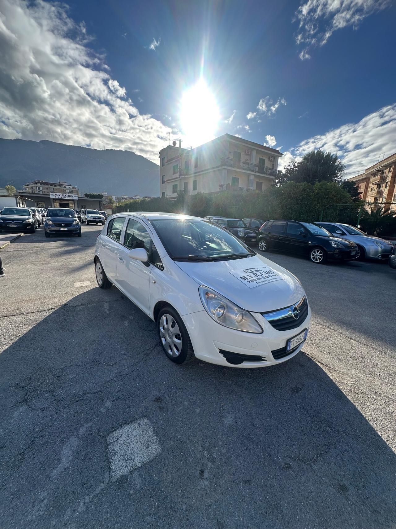 Opel Corsa 1.2 80CV 5 porte GPL-TECH Edition