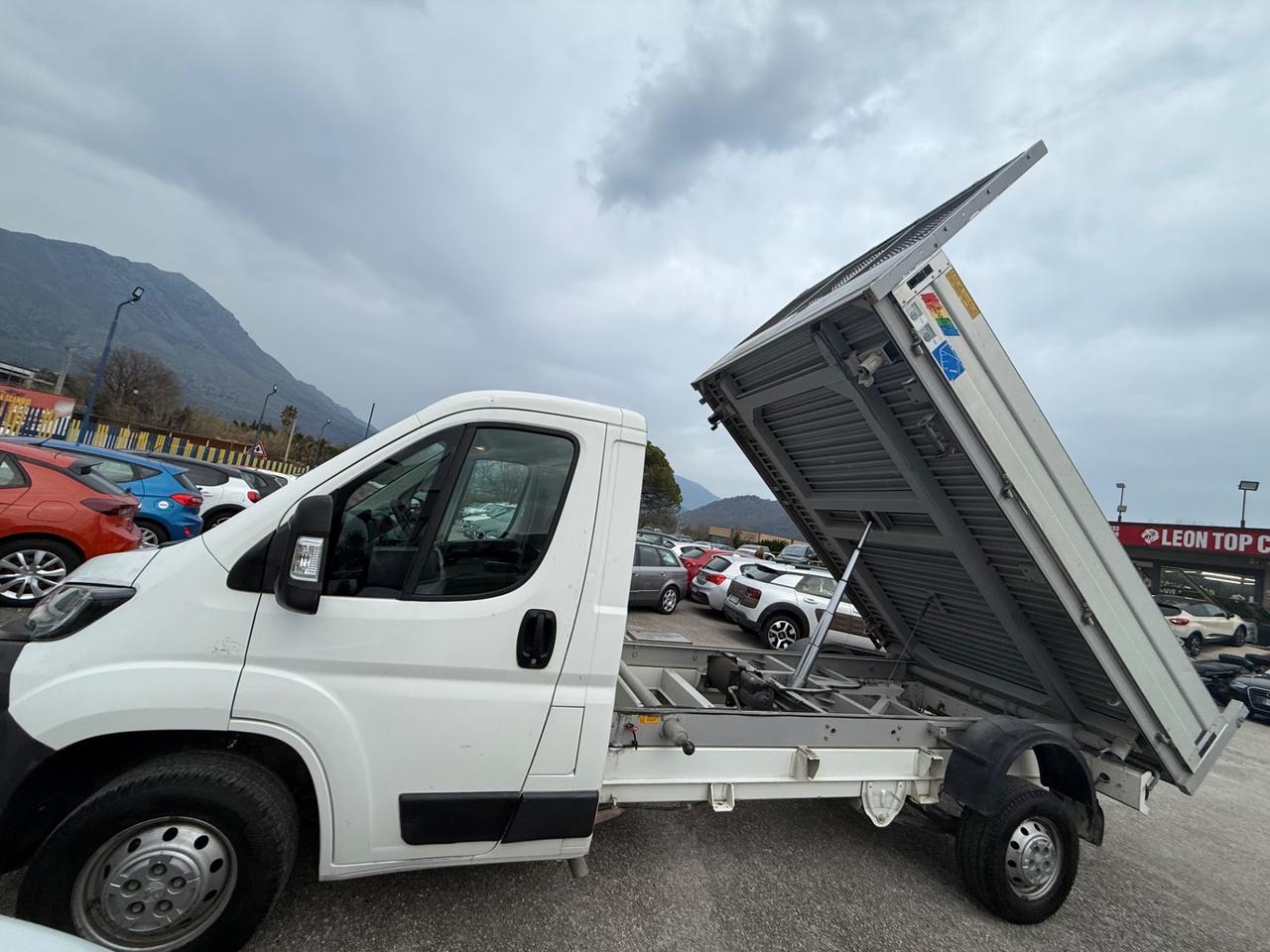 Peugeot boxer ribaltabile anno 2018 km 120 mila