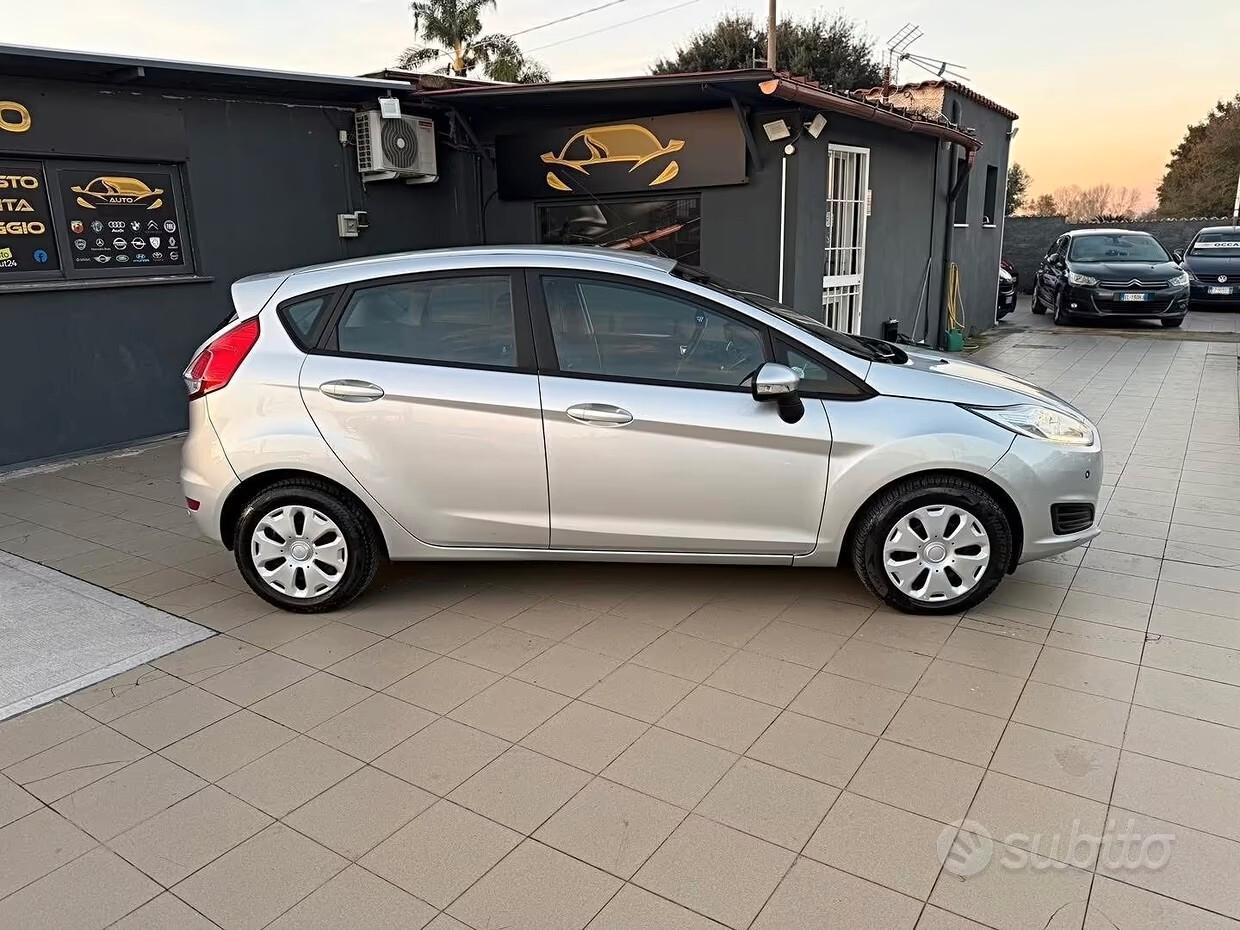 Ford Fiesta 1.5 TDCi 95CV 5 porte Black& White Edition
