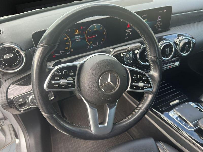 Mercedes-Benz Classe A A 180 d Sport auto