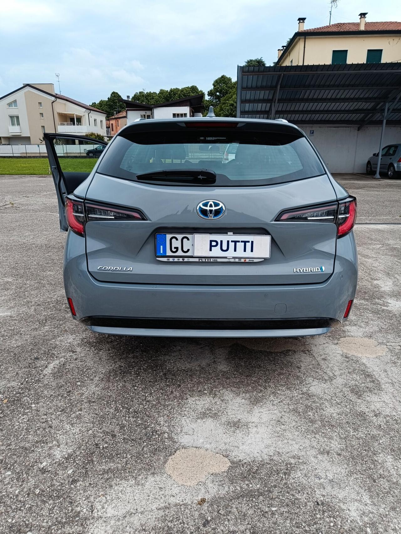 Toyota Corolla Touring Sports 1.8 Hybrid Business Tech