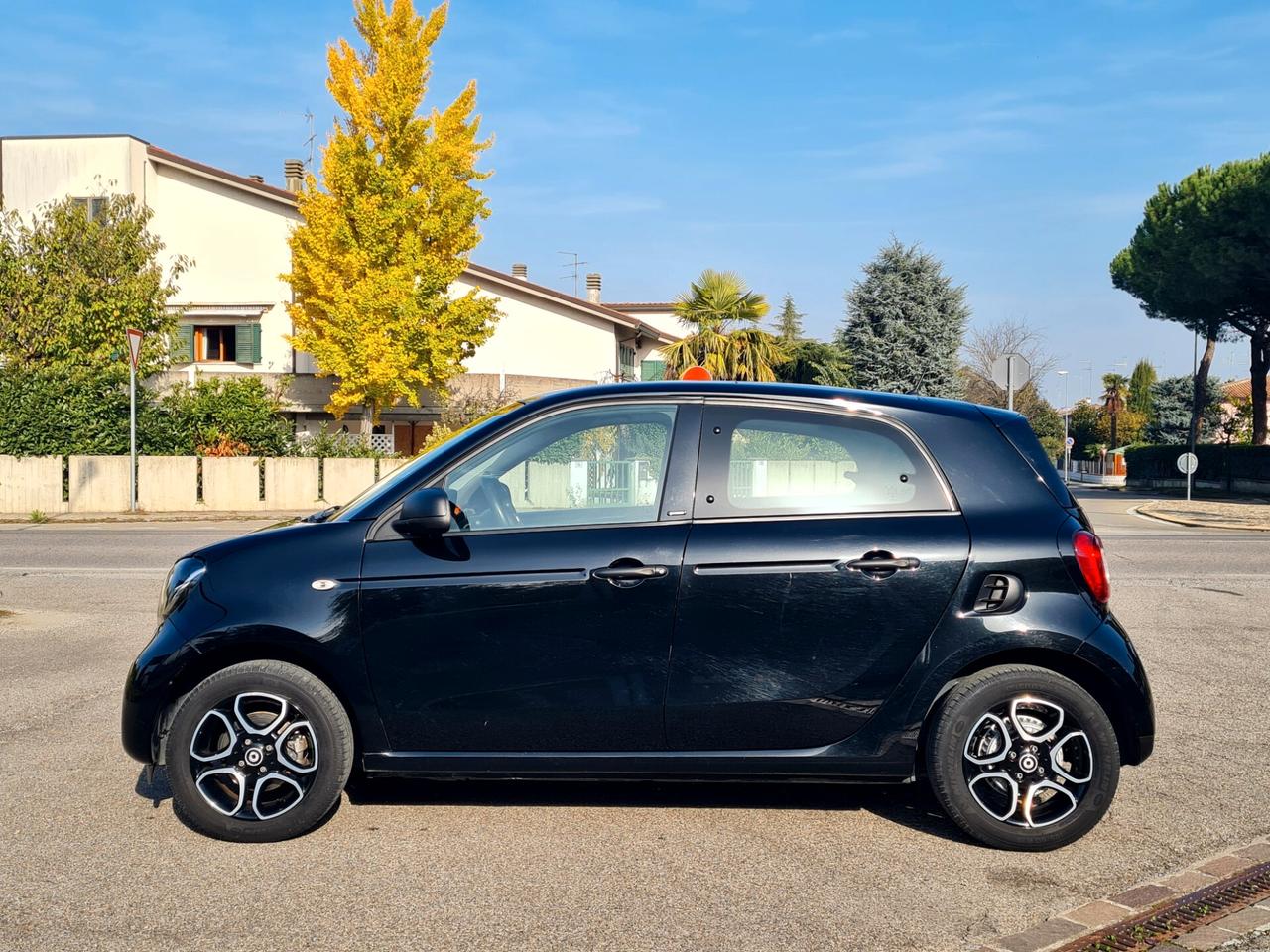Smart ForFour 70 1.0 Passion Automatica