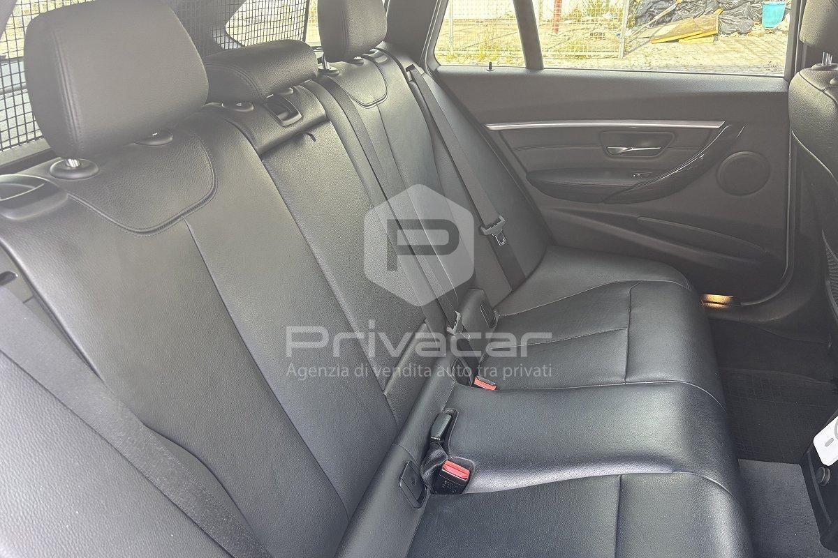 BMW 320d xDrive Touring Luxury