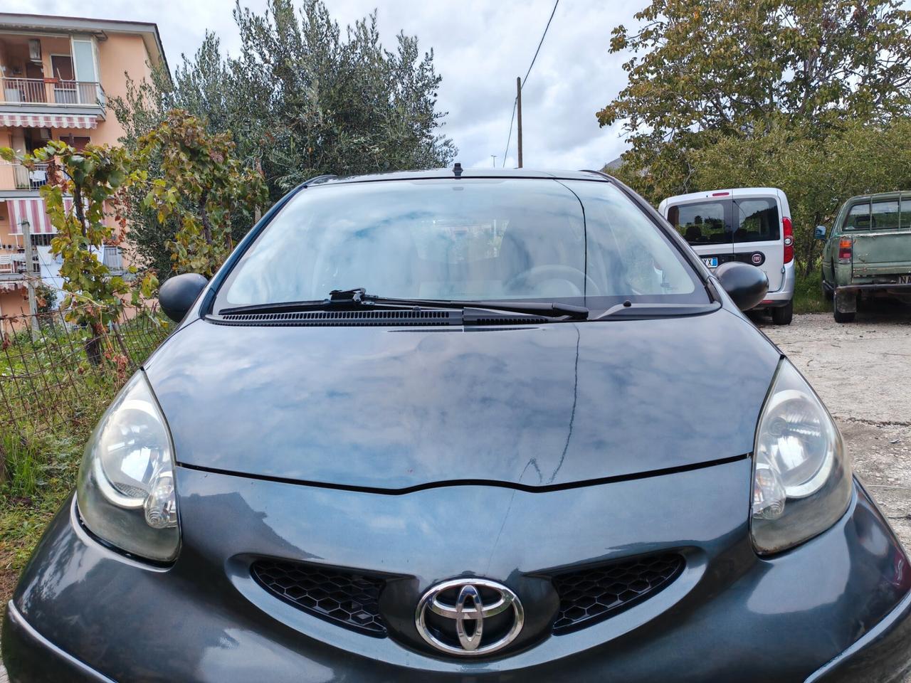 Toyota Aygo GPL E TABLET CARPLAY