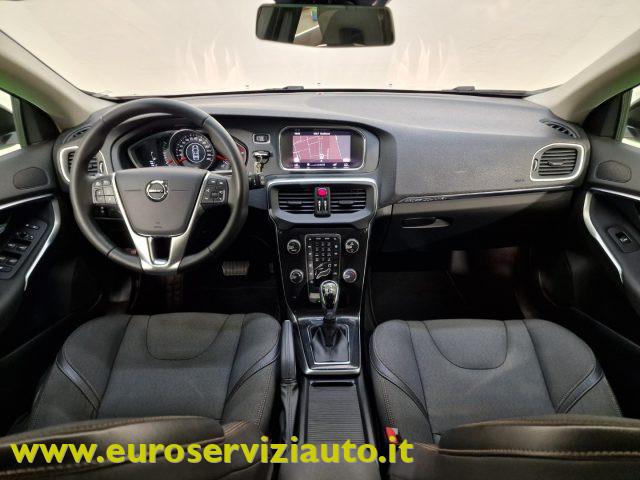 VOLVO V40 Cross Country D2 Geartronic Business
