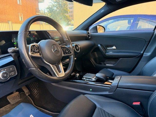 MERCEDES-BENZ A 250 e Automatic EQ-Power Business Extra