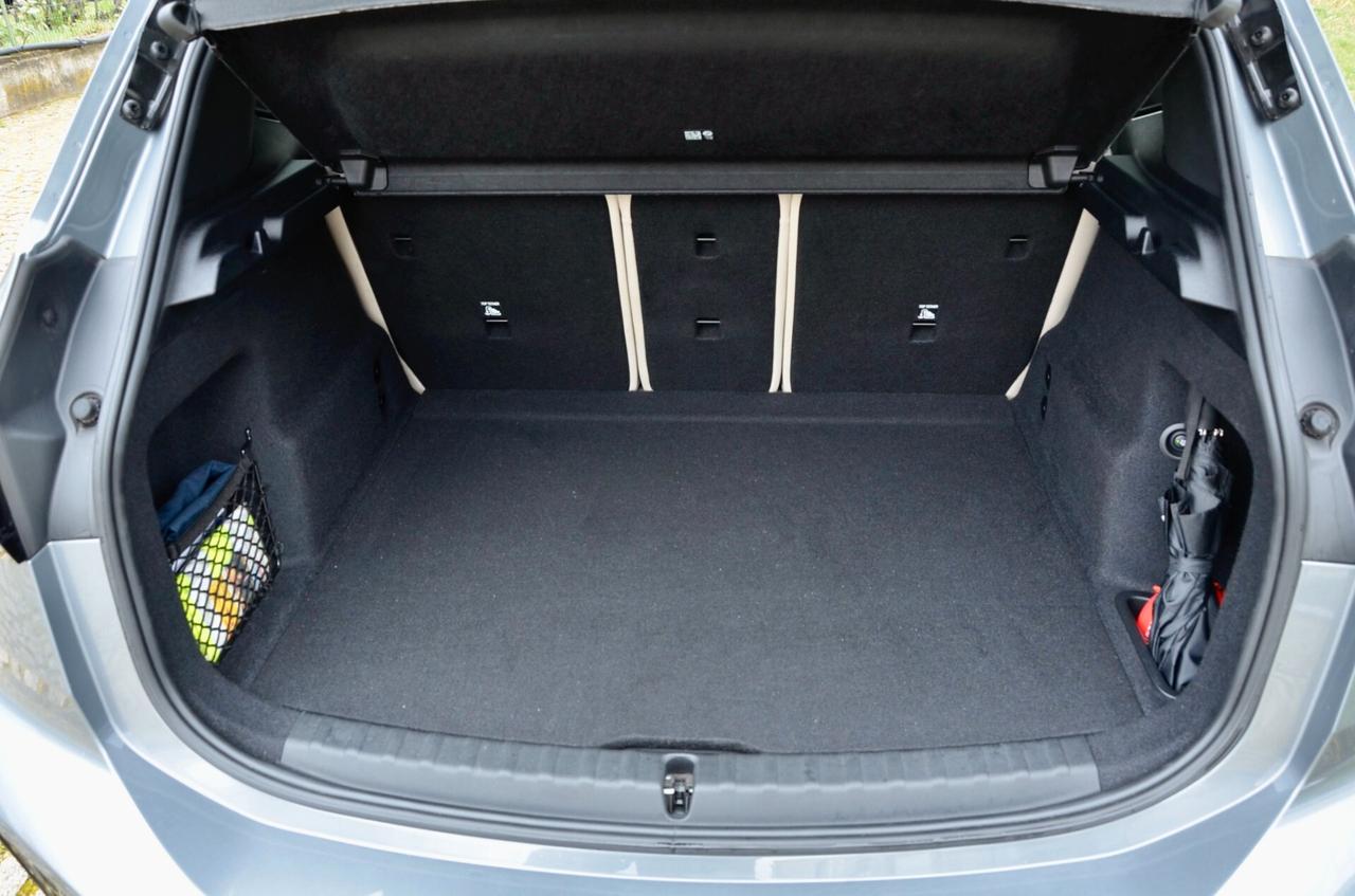 BMW 218d ACTIVE TOURER MSPORT 150cv AUTO, GARANZIA BMW 4/27, SERVICE BMW, UFF ITALIANA, EURO 6D, HARMAN & KARDON, FULL LED, RETROCAMERA, 19", PERMUTE