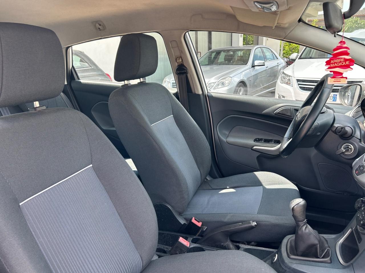 Ford Fiesta 1.4 5 porte Bz.- GPL Titanium