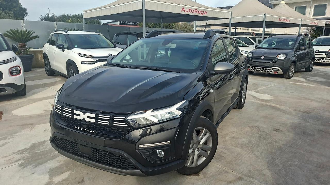 Dacia Sandero Stepway 1.0 GPL di serie 2023