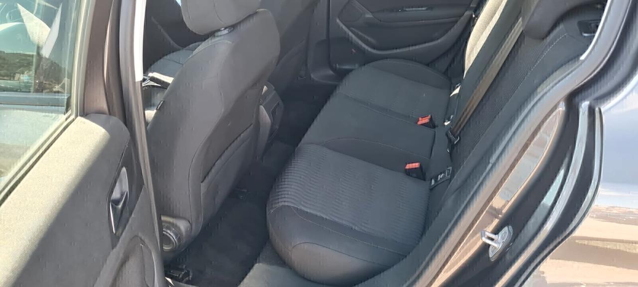 Peugeot 308 5P BlueHDi 120 -2017 - Full