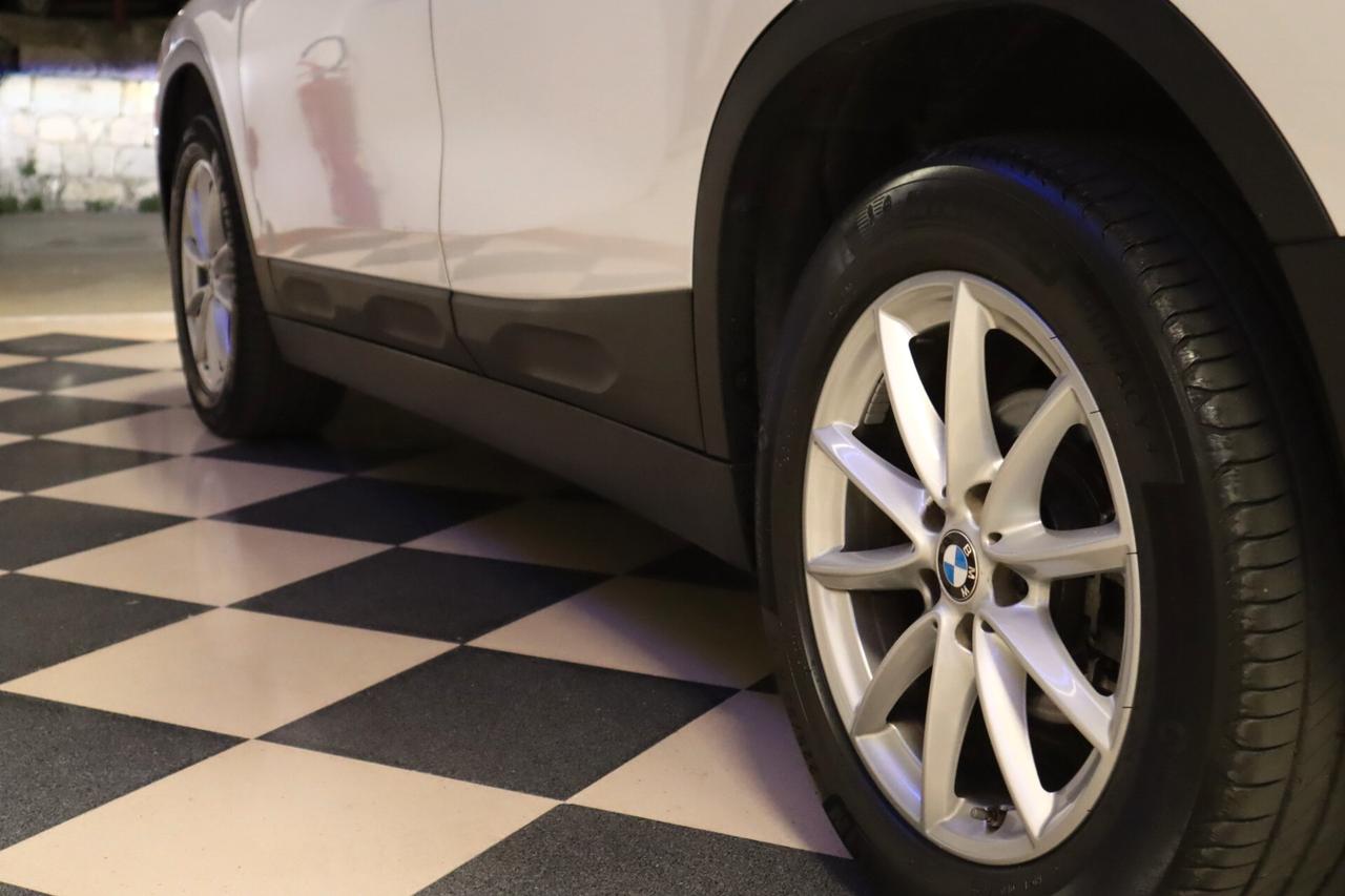 Bmw X2 sDrive18d Business-X