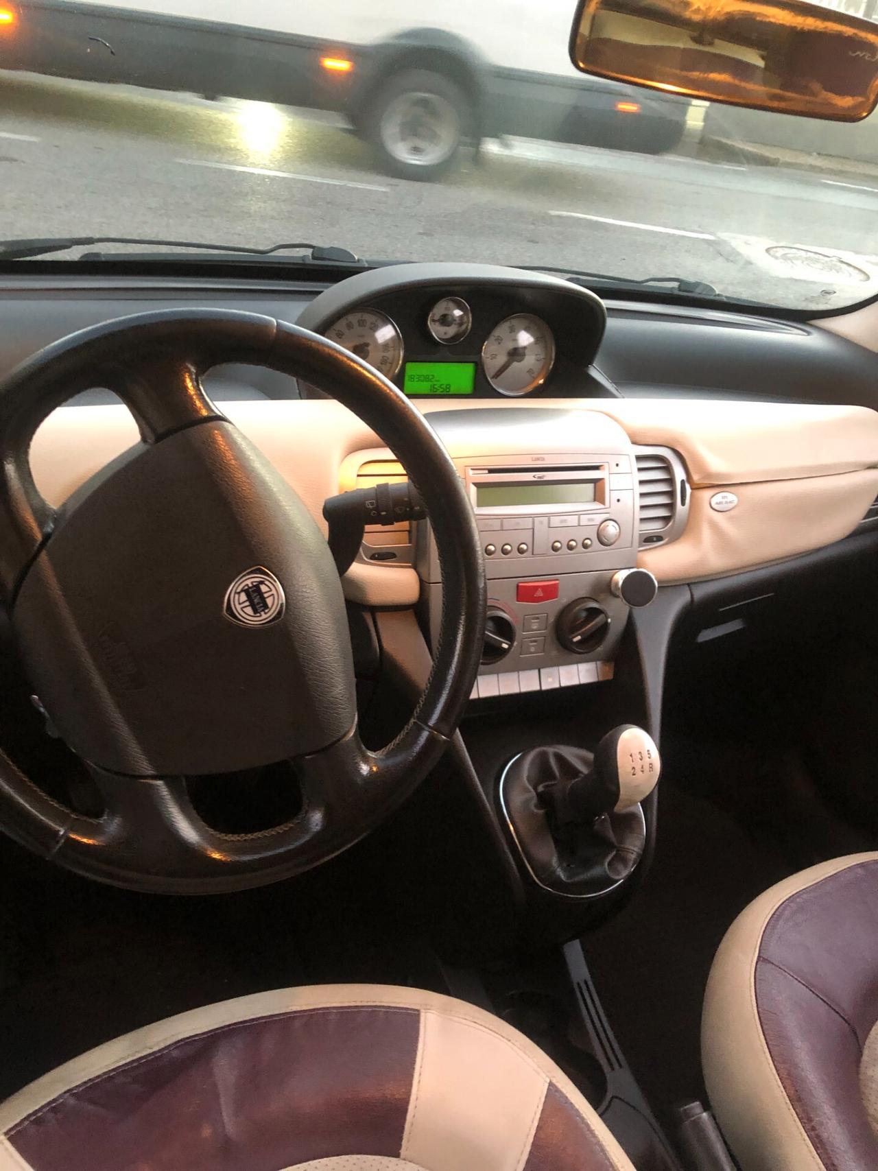 Lancia Ypsilon 1.3 MJT 90 CV 2007 motore nuovo