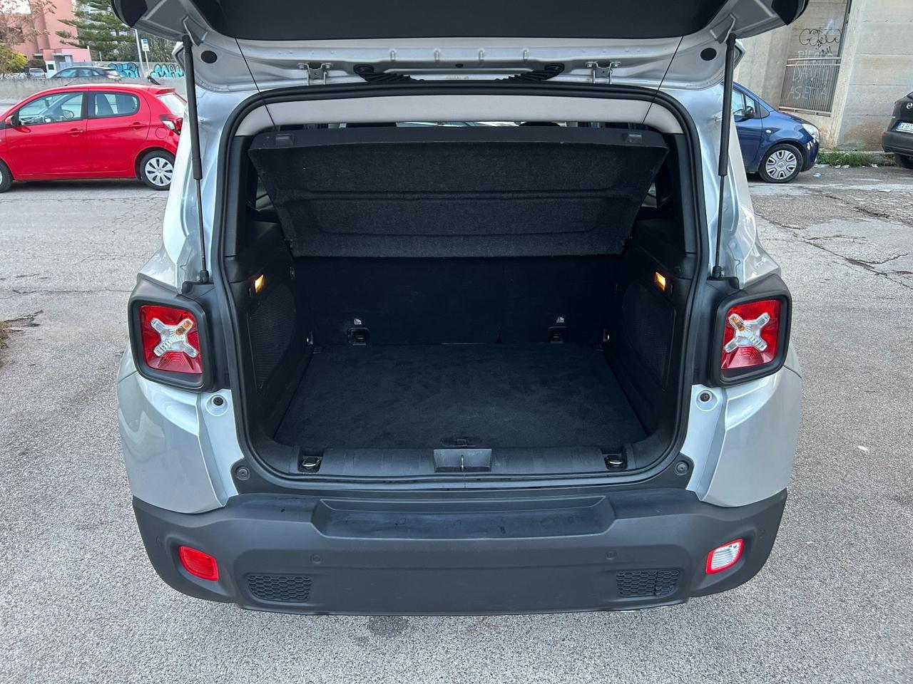 Jeep Renegade 1.6 Mjt 120 CV 2015 Navigatore