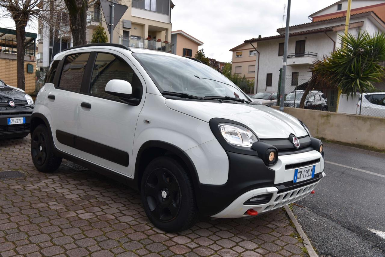 Fiat Panda Cross 1.0 FireFly S&S Hybrid