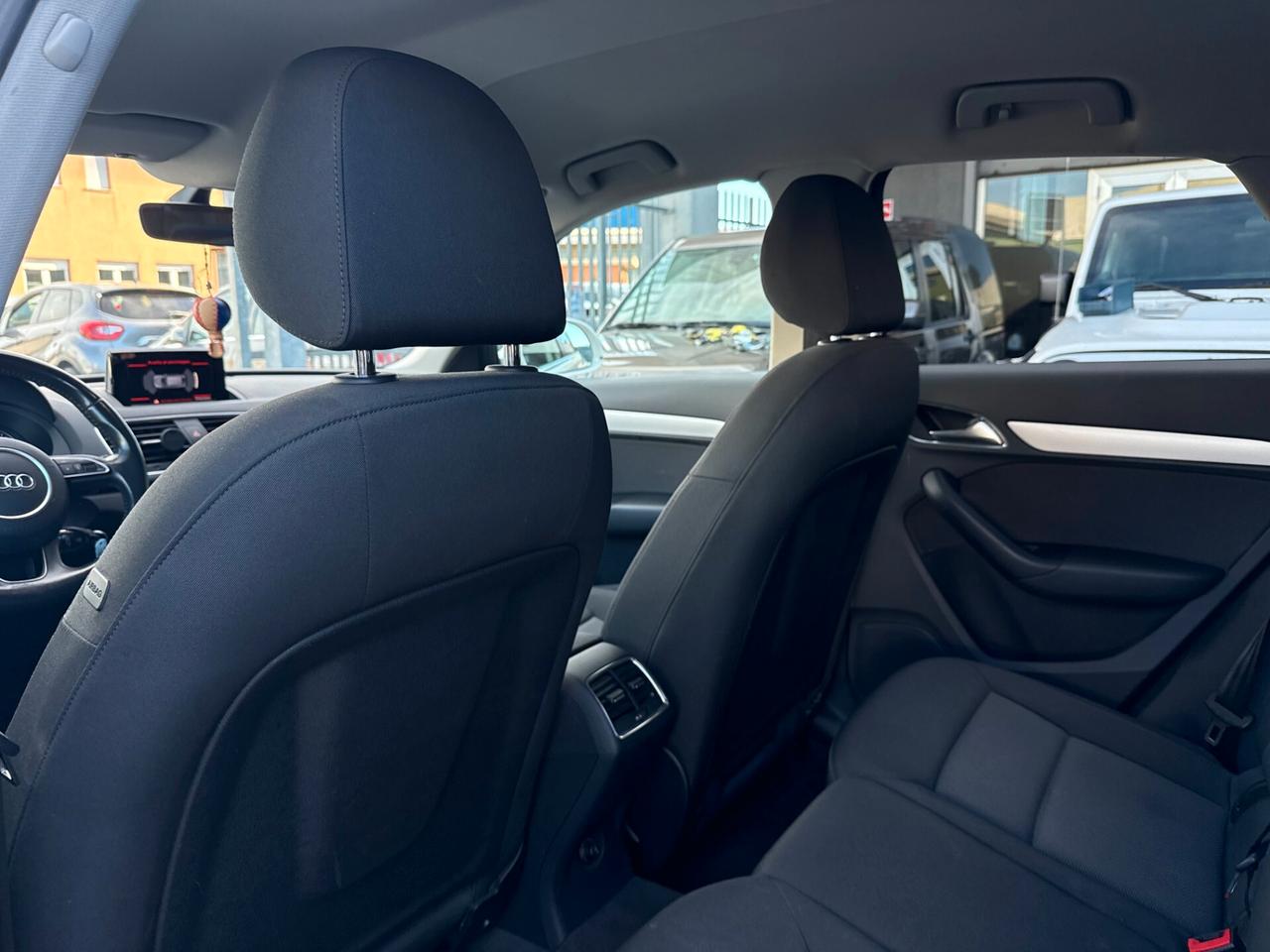 Audi Q3 2.0 tdi EURO 6 120cv s-tronic