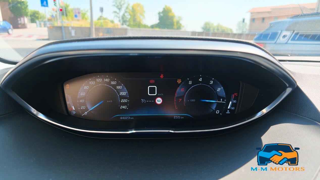Peugeot 3008 3008 1.2 Allure 130cv "PROMMO"