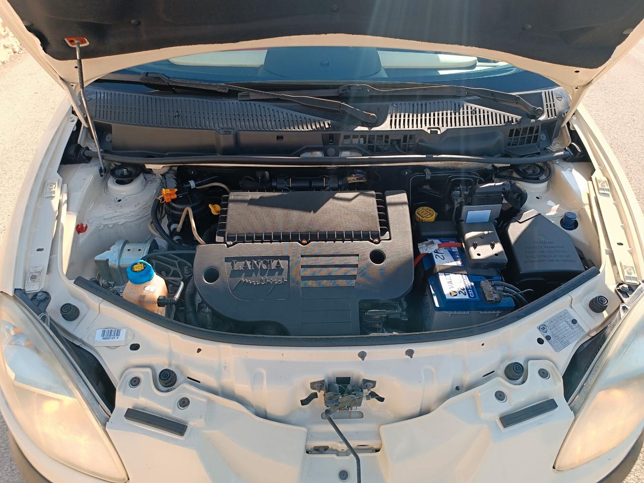 Lancia Ypsilon 1.3 Multijet 16V Platino
