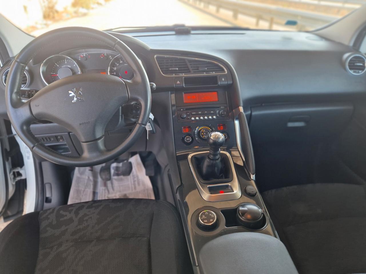 Peugeot 3008 1.6 HDi 110CV Business