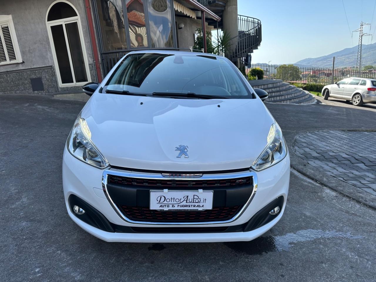 Peugeot 208 BlueHDi 100S&S 5 porte GT Line