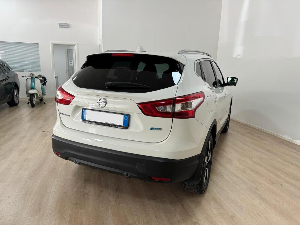 Nissan Qashqai 1.5 dCi 360