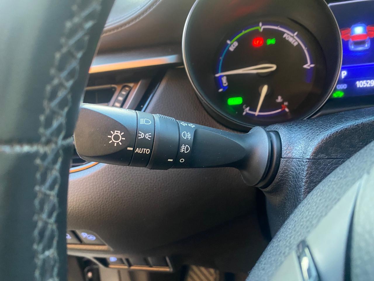 Toyota C-HR 1.8 Hybrid E-CVT Lounge 2WD NEOPATENTATI!!!